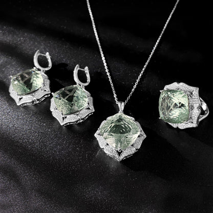 Luxury  Natural Green Crystal Pendant