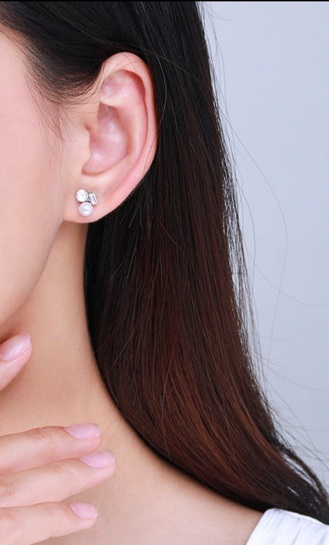 Diamond Pearl Stud Earrings