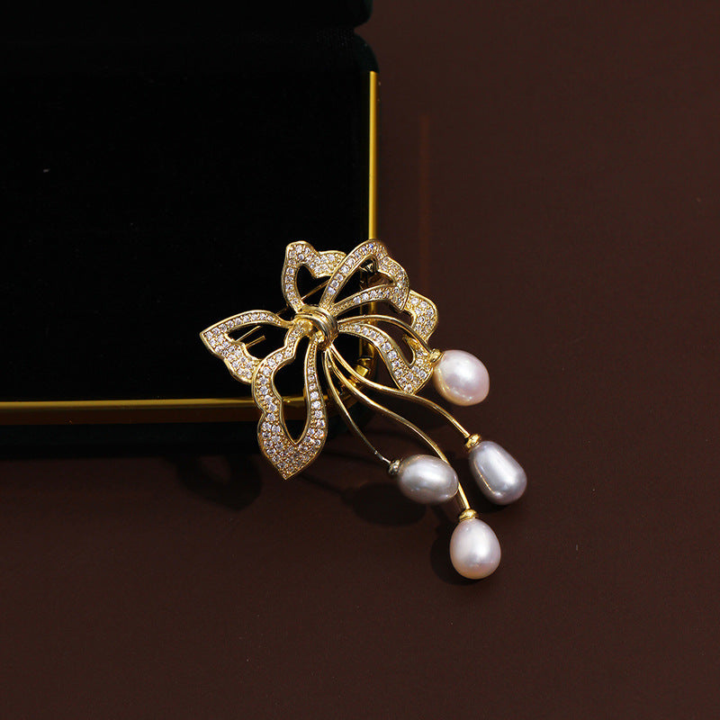 Women's Bowknot Pearl Brooch Freshwater Pearl